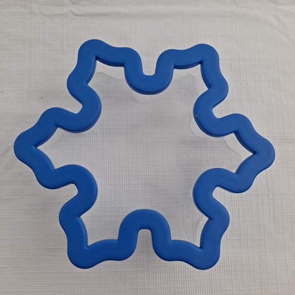 Snowflake Cookie Cutter Fondant Plastic Silicone Shape - Picture 2 of 6